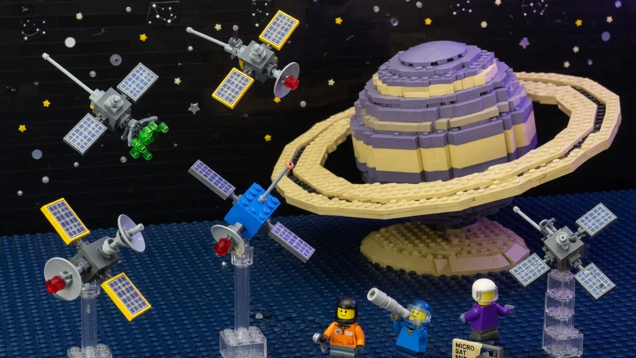 NASA backs bold new spaceflight concepts including tiny satellites